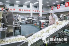 头菇和猪肉夹杂的鲜喷鼻劈面而来