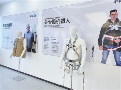 鹤山市各门供给了‘保姆式’办事